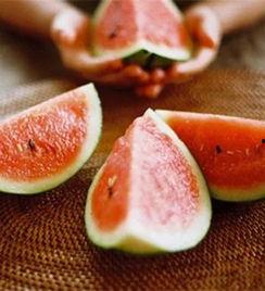 卧瓜花怎么吃,家常美味新选择