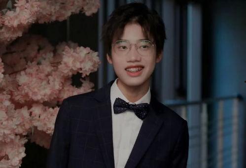 吃大瓜博主,吃大瓜博主带你领略明星幕后故事